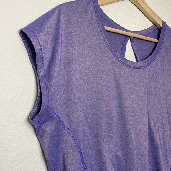Lululemon Women’s Sweaty Or Not Crop Tee Heathered Iris Flower / Gold Size 8-10 - Picture 3 of 9